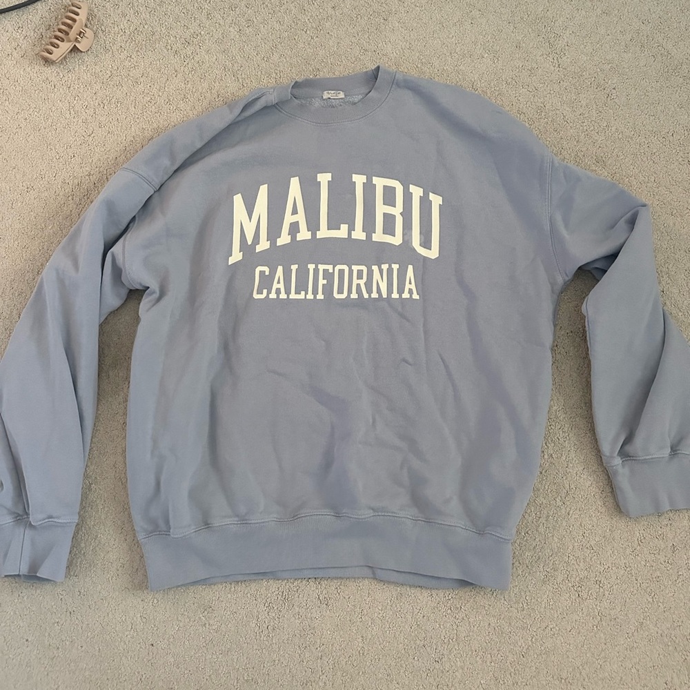 Brandy Melville Crewneck